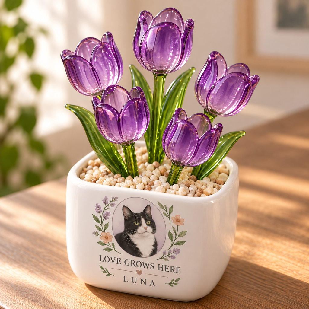 love grows here personalized pet glass tulip pot — glass tulip detail close-up